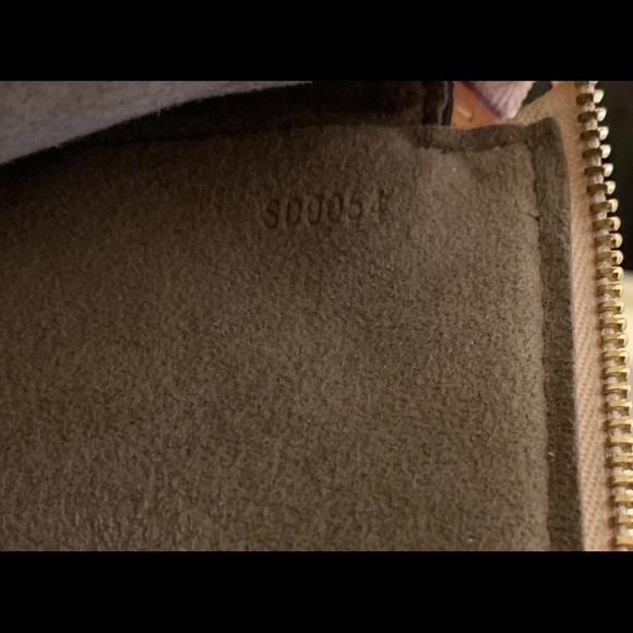 RARE Louis Vuitton Multicolor Pouchette!🤍🤍 - Picture 6 of 6